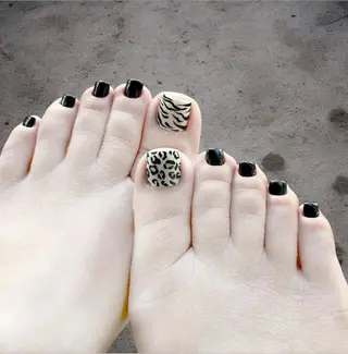 ネイル モナ& あきのネイルデザイン