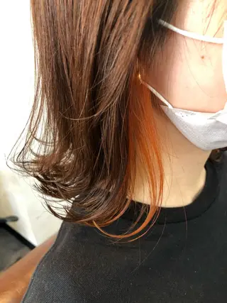 ミディアム カラー 出雲 莉奈のヘアスタイル