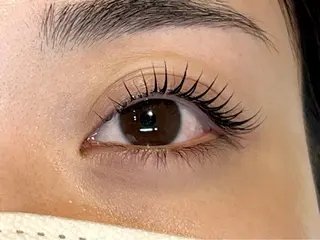 STELLA ステラのマツエク・マツパデザイン