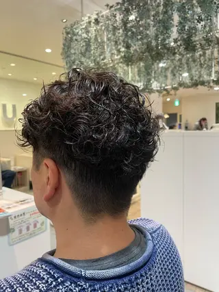 パーマ 平 真亜里のヘアスタイル