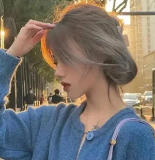 セミロング GDS SALONのヘアスタイル