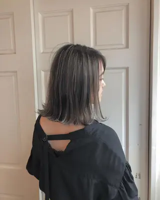 ミディアム 🌸ハイトーン 新田　廉 🌸のヘアスタイル