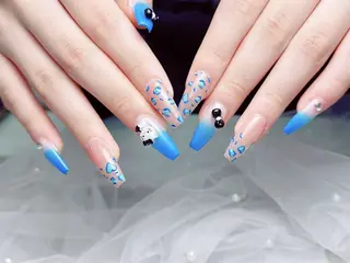 ネイル Merry Kingのネイルデザイン