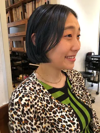 ショート カラー NOUN所属・eri kinjoのヘアスタイル