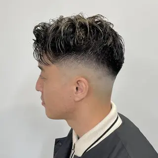 ショート カラー ヘアアレンジ パーマ メンズ キッズ ネイル マツエク・マツパ アイブロウ メンズ専門/パーマ/ フェード/みづきのヘアスタイル