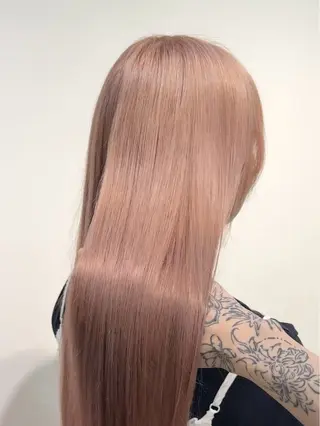 ロング カラー llwy名古屋栄所属・RYUKI/デザイ ンカラー/ブリーチのヘアスタイル