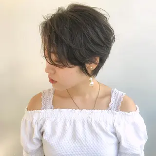 ショート カラー 中屋恵美🎨 Designカラーのヘアスタイル