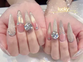 ネイル ラッキーネイルサロン 西川口東口店のネイルデザイン