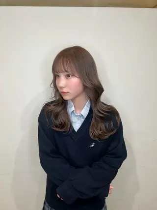 ロング 北田 美琴 / 柔らかいカラーのヘアスタイル