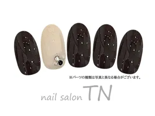 ネイル 矢川 まどかのネイルデザイン