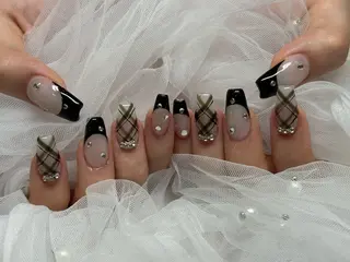 ネイル SOARE🤍 🤍のネイルデザイン