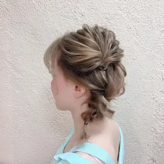 ミディアム ヘアアレンジ 杉野 まみのヘアスタイル
