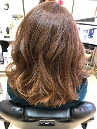 セミロング カラー ヘアサロン モカ所属・石塚 浩のヘアスタイル