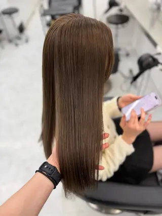 ロング カラー 上品モテヘア🩶 karen🩶のヘアスタイル