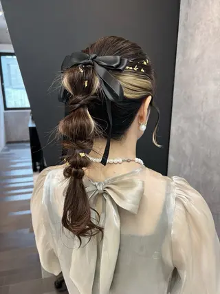 ロング ヘアアレンジ _WHITE 天神店 YUMEKA🐻のヘアスタイル