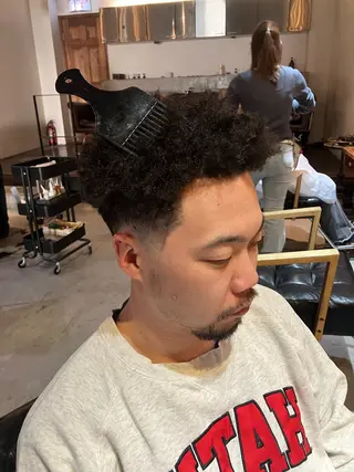 ショート パーマ メンズ MANON BY  H所属・Watarai Yuukiのヘアスタイル