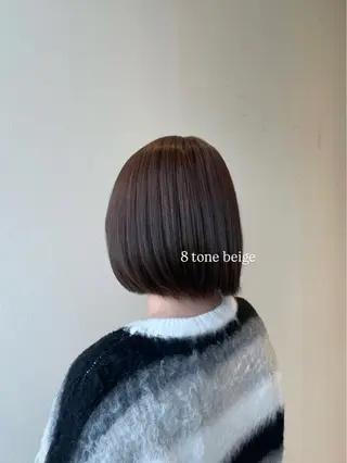 ショート カラー 磯引 美菜のヘアスタイル