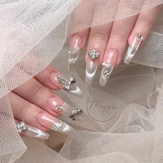 ネイル Maggie Nail🦩のネイルデザイン