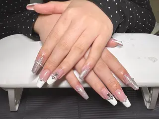 ネイル Chiara 長さだしのネイルデザイン