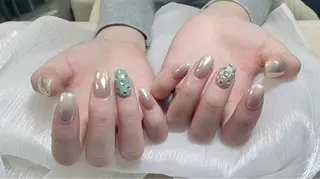 ネイル 小島 千尋のネイルデザイン