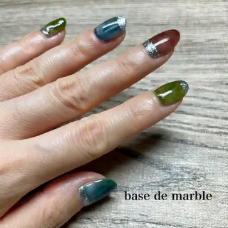 ネイル オモルフィ所属・カラーリスト marumoのヘアスタイル