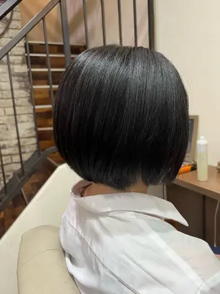 ミディアム 高橋 葵のヘアスタイル