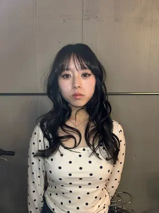 ロング カラー Inity／ Nina✩.*˚のヘアスタイル