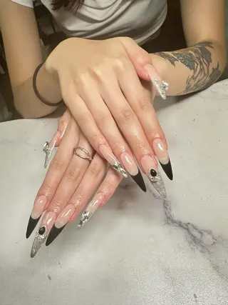 ネイル 長さ出し/フィルイン Chiaraのネイルデザイン