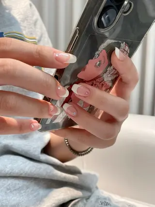 ネイル Kuwata Arisa⋆🍒⭒˚のネイルデザイン