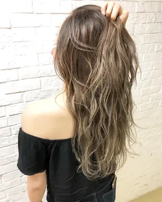 ロング カラー エクステリピート率 No.1 菊池　悠介のヘアスタイル