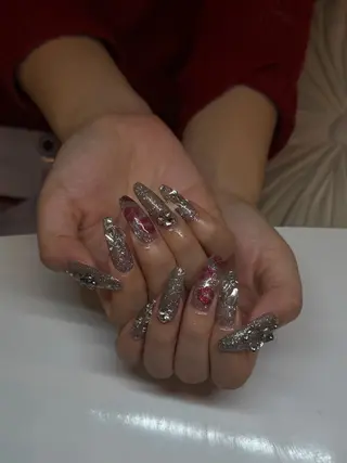 ネイル Lucy's Eyelash & Nail 小倉店所属・mayuko .のネイルデザイン