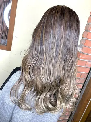 ロング カラー パーマ ヘアアレンジ メンズ キッズ ネイル マツエク・マツパ 髪質改善 艶髪🔵ﾌｾﾅｵﾔのヘアスタイル