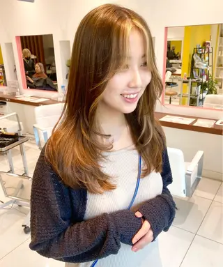 ロング カラー HOLON池袋所属・ウルフカット ハッシュカット/七海のヘアスタイル