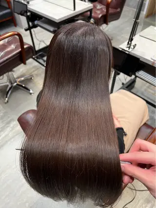 ロング カラー addict EAST所属・韓国×ミルクティー /y.mao🤎のヘアスタイル