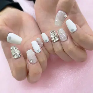 ネイル 五十嵐 美智のネイルデザイン