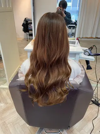 ロング カラー 個室サロンLOUIMADNA栄店所属・髪質改善美容師 個室サロン白金厚哉のヘアスタイル
