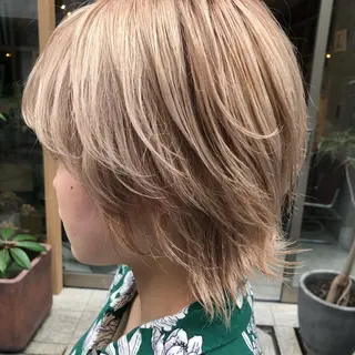 ショート カラー vain所属・パーマウルフショート 濱田匠のヘアスタイル