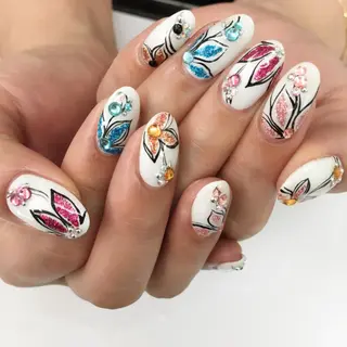 ネイル SHINE NAILのネイルデザイン