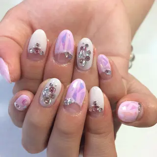 ネイル VIOLUS所属・VIOLUS 関目のネイルデザイン
