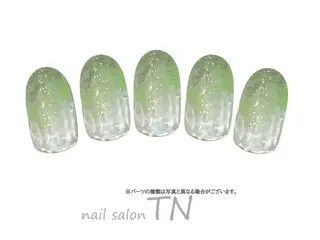 ネイル 矢川 まどかのネイルデザイン