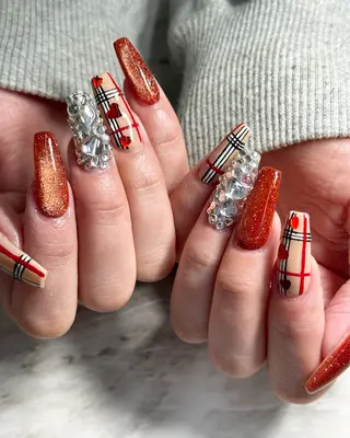 ネイル nail salon  AlgeTy所属・✴︎:.｡. MAKI.｡.:✴︎のネイルデザイン