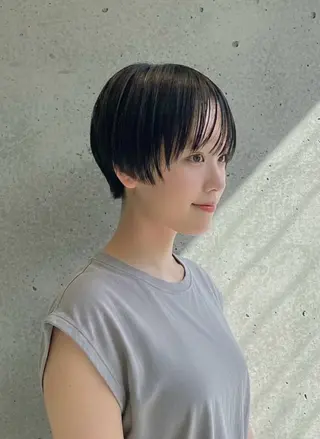ショート カラー 顔周りレイヤー カット❄️石川瑠青のヘアスタイル
