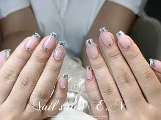 ネイル E.N🦋 長さ出し/持ち込みのネイルデザイン