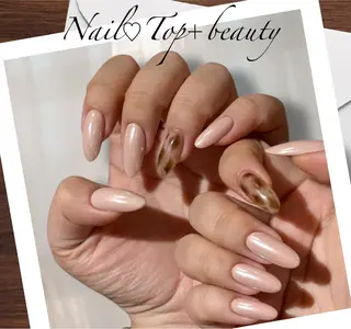 ネイル T + B ❇︎ ayuのネイルデザイン