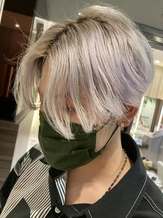 ショート 🐺ウルフ× ハイトーン🐺MOEのヘアスタイル