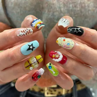 ネイル yuria 🎀海外ネイル🌺のネイルデザイン