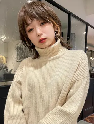 ミディアム Academy 中西のヘアスタイル