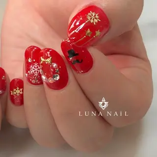 ネイル アトリエ　ミモザ所属・いまむら あかりのネイルデザイン