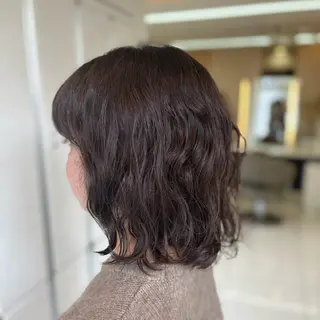 ミディアム Iris by artina 武蔵小杉店【イリス バイ アルティナ】所属・🎼レイヤー/顔周り カット/nene♬のヘアスタイル