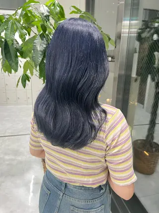 セミロング レイヤー×透明感カラ ーHAYATOのヘアスタイル